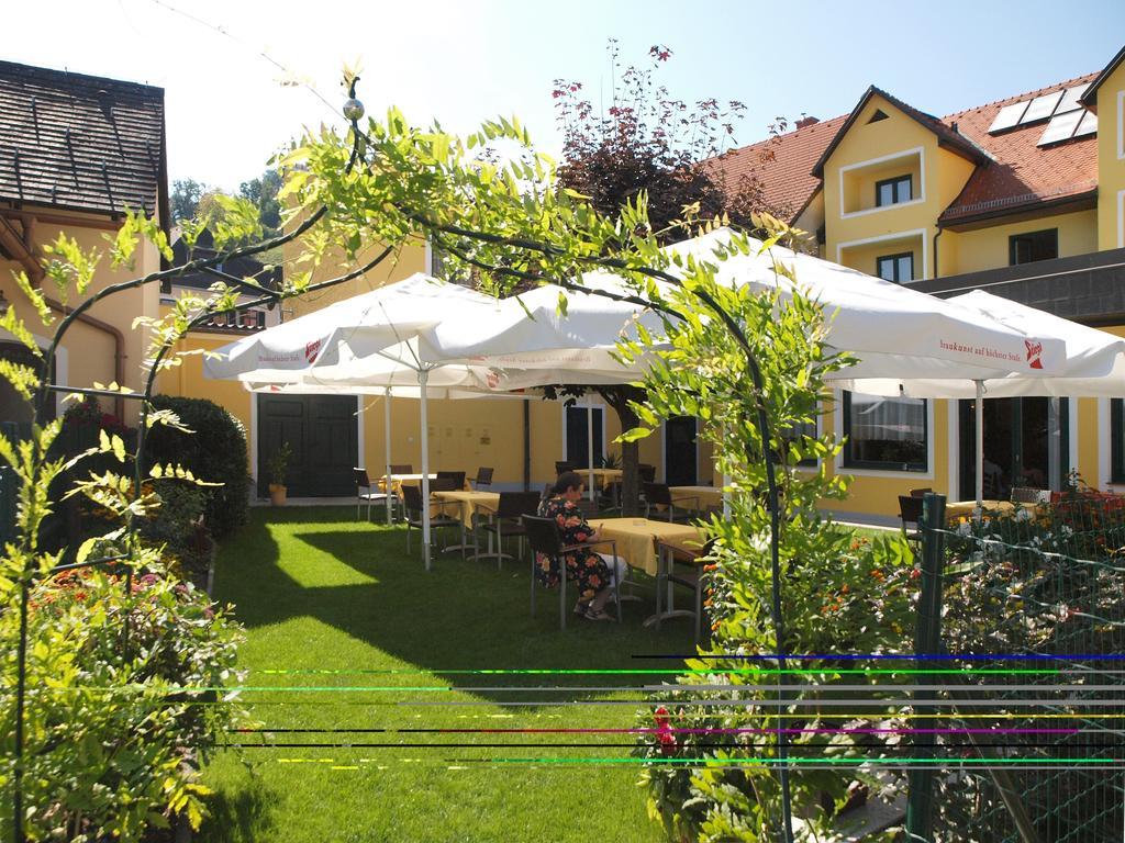 Hotel Restaurant Zum Schwan Schwanberg Esterno foto