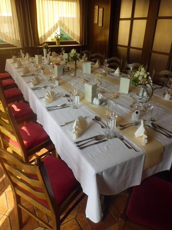 Hotel Restaurant Zum Schwan Schwanberg Esterno foto
