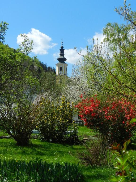 Hotel Restaurant Zum Schwan Schwanberg Esterno foto