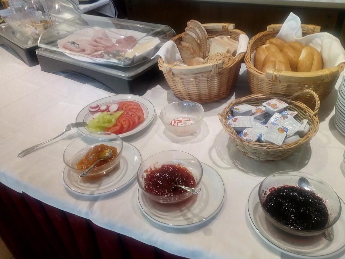 Hotel Restaurant Zum Schwan Schwanberg Esterno foto